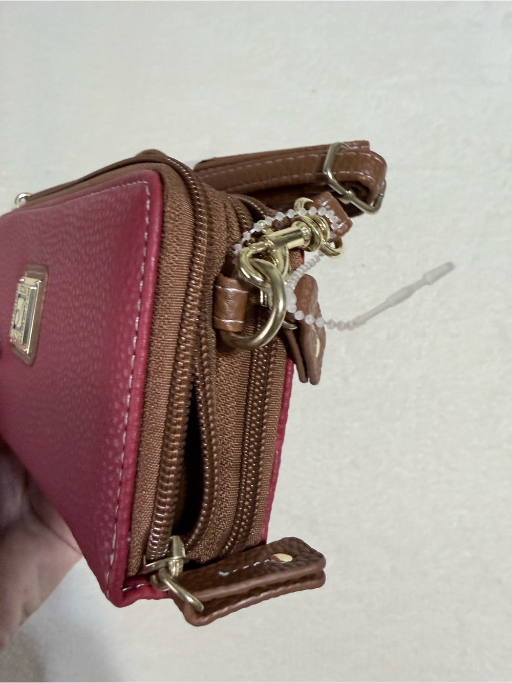 Stone Mountain Wristlet/Crossbody Wallet - NWT - Picture 10 of 16